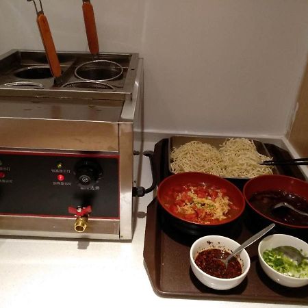 Ibis Wuhan Hankou Екстер'єр фото