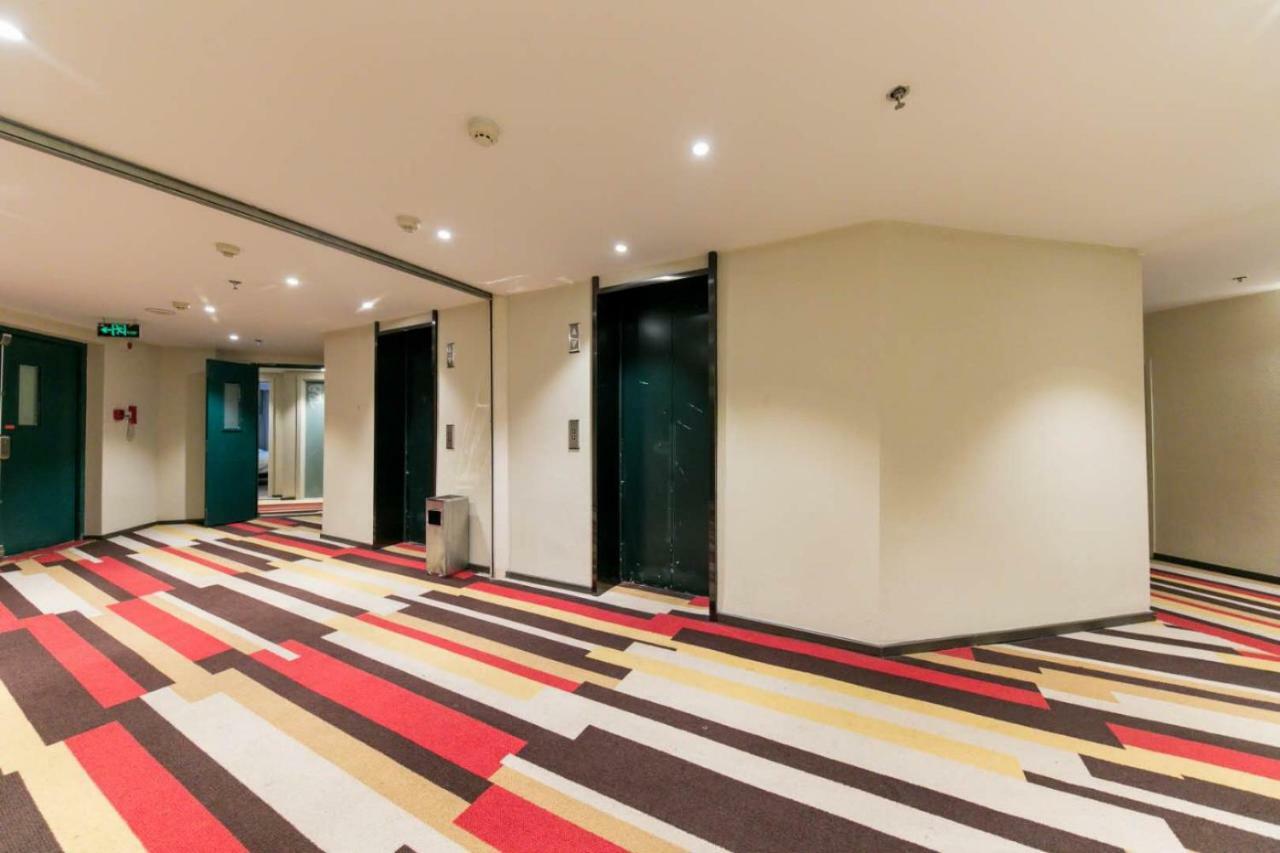 Ibis Wuhan Hankou Екстер'єр фото