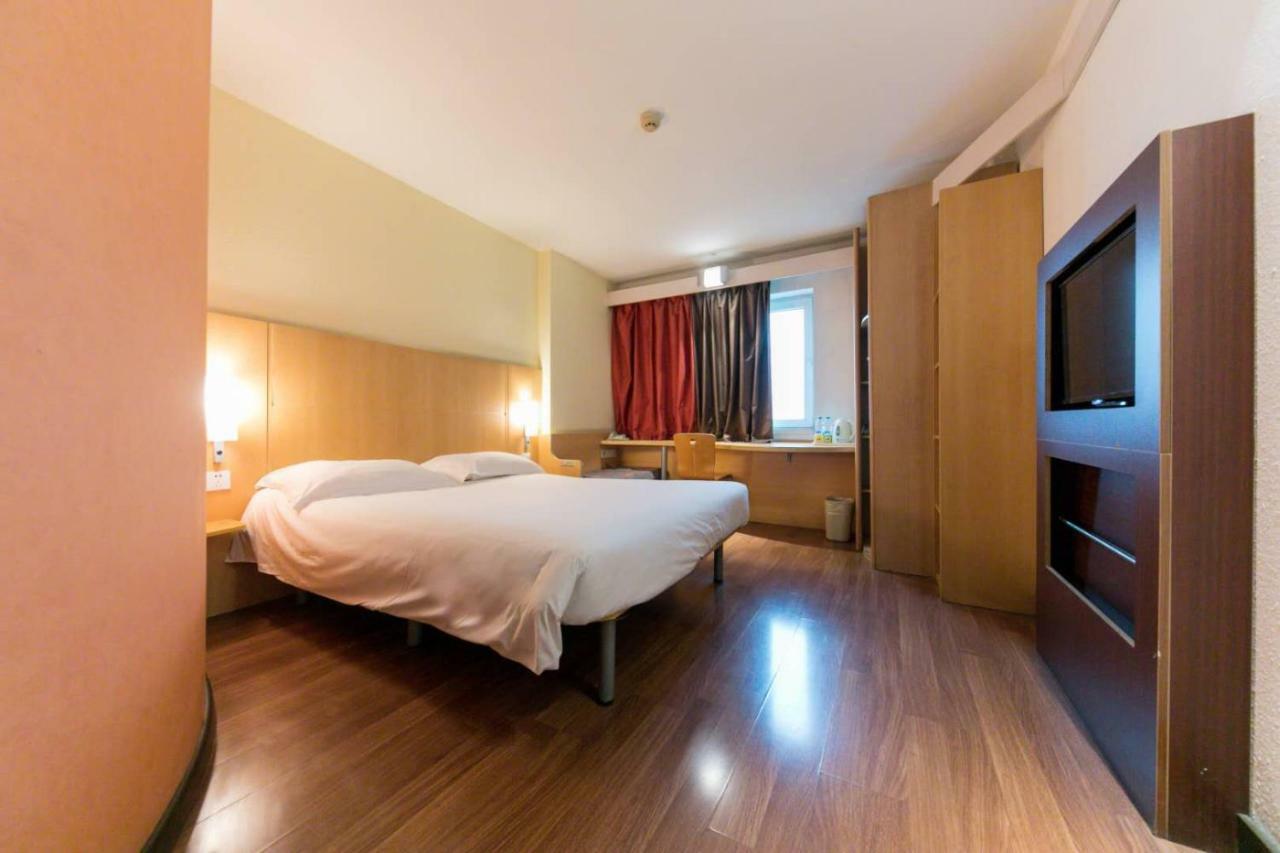 Ibis Wuhan Hankou Екстер'єр фото