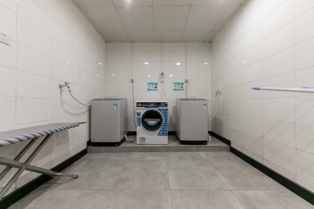 Ibis Wuhan Hankou Екстер'єр фото