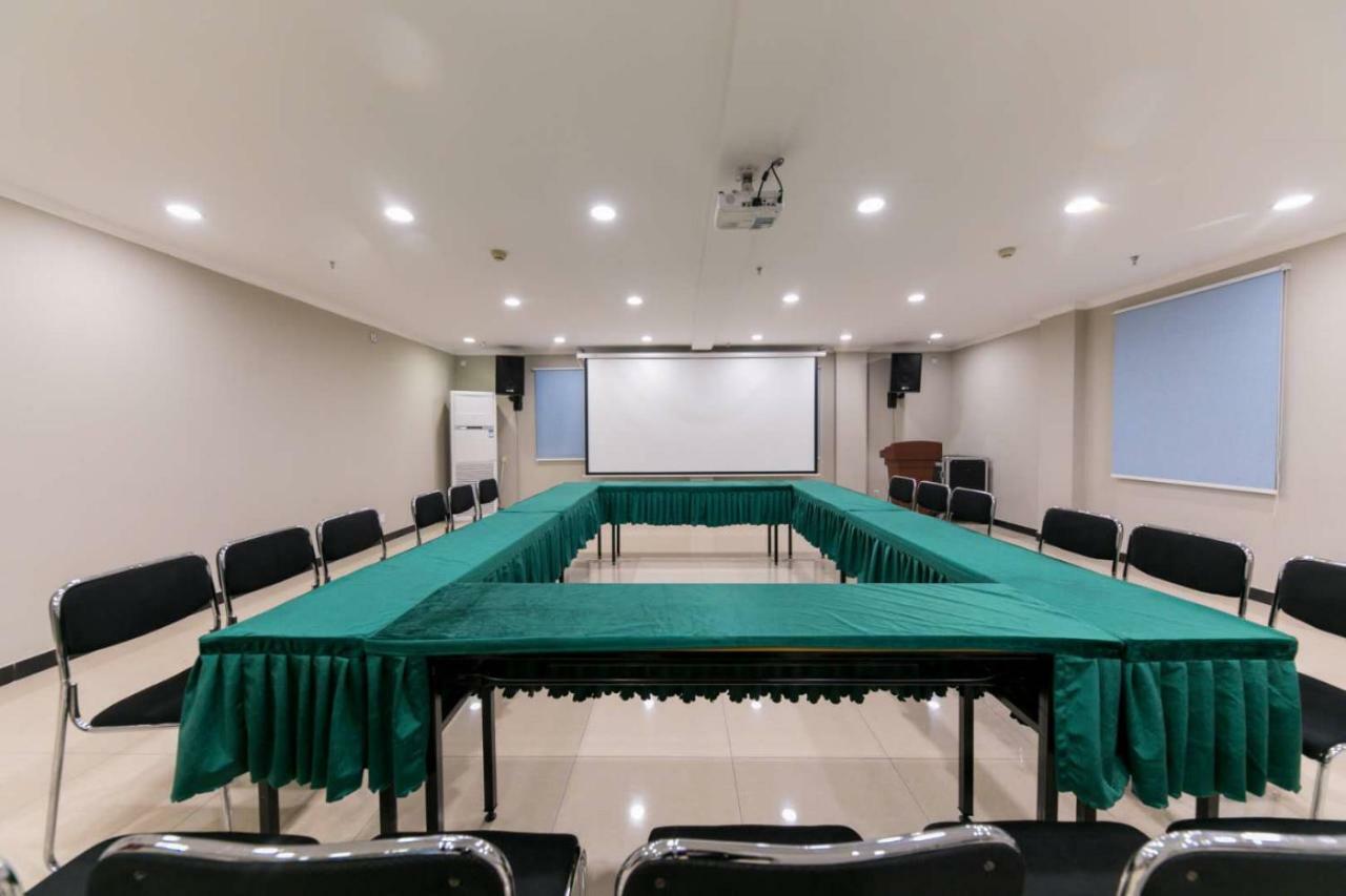 Ibis Wuhan Hankou Екстер'єр фото