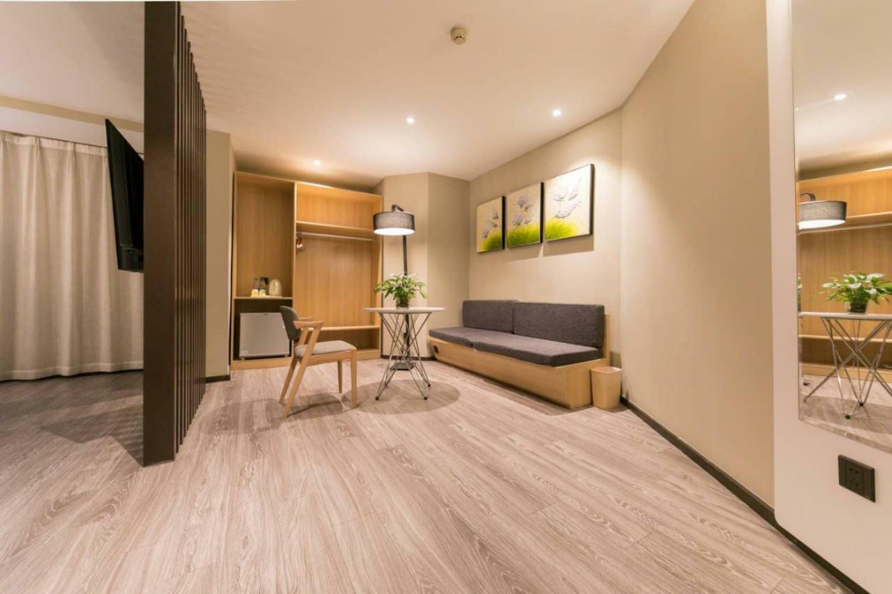 Ibis Wuhan Hankou Екстер'єр фото