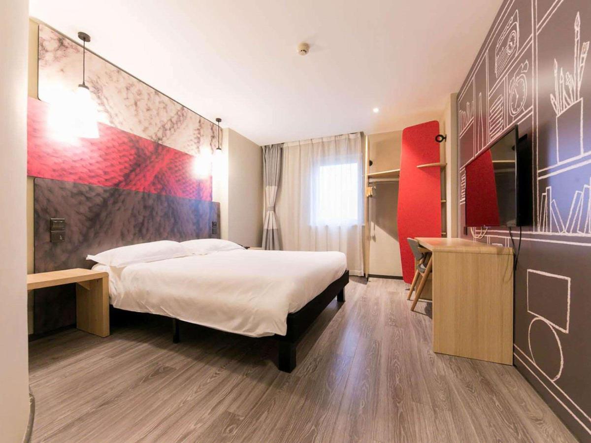 Ibis Wuhan Hankou Екстер'єр фото